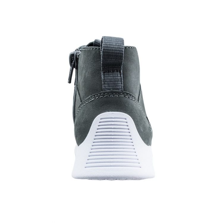 CLARKS Μποτάκι TRI VOYAGE για αγόρια με μοντέρνο στυλ!