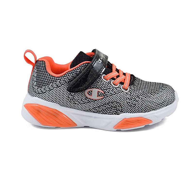 Champion Αθλητικό Παπούτσι Κορίτσι Wave G Ps S31773-KK001 - ΜΑΥΡΟ-ΑΣΗΜΙ Champion παιδικό αθλητικό παπούτσι για κορίτσια που αγαπούν τα σπορ!