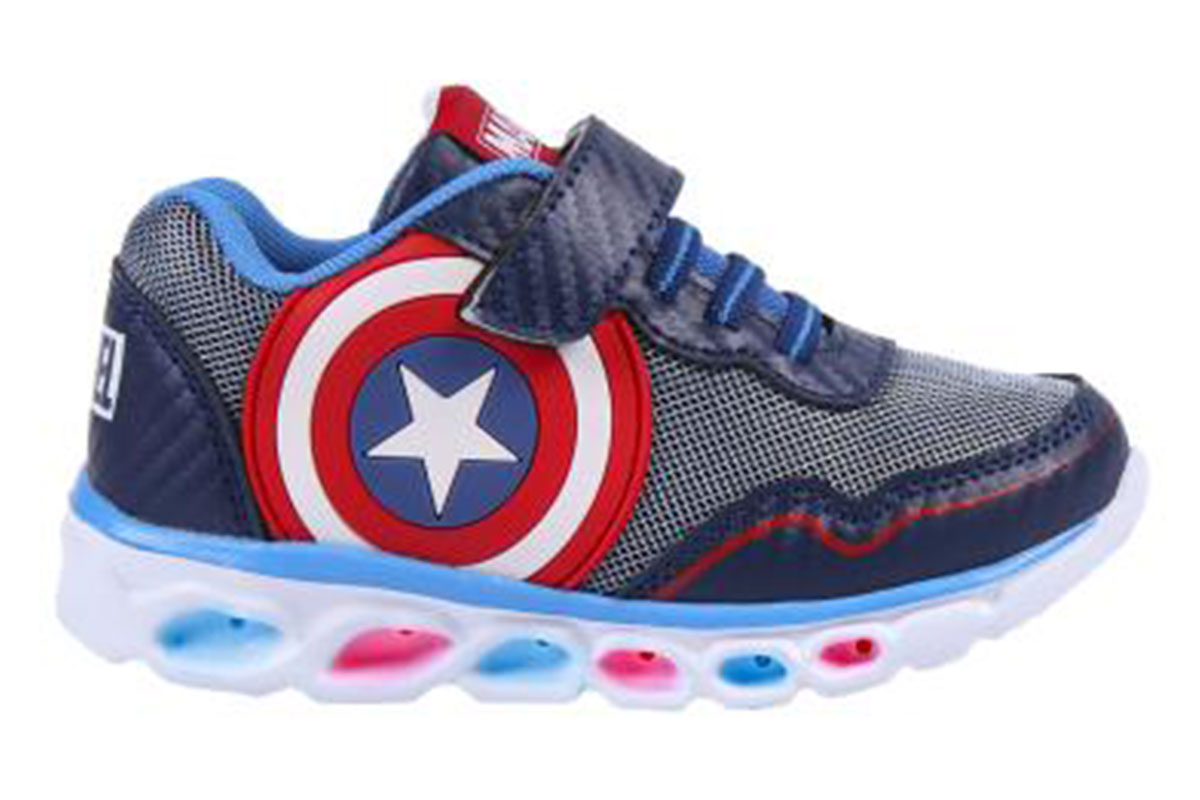 ΠΑΙΔΙΚΑ ΑΘΛΗΤΙΚΑ ΠΑΠΟΥΤΣΙΑ AVENGERS ΜΕ ΦΩΤΑΚΙΑ NAVY ΠΑΙΔΙΚΑ ΑΘΛΗΤΙΚΑ ΠΑΠΟΥΤΣΙΑ AVENGERS ΜΕ ΦΩΤΑΚΙΑ NAVY