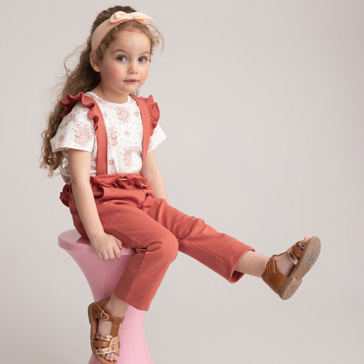 Φανελένιο παντελόνι jogpant με αφαιρούμενες τιράντες και βολάν Πορτοκαλι Φανελένιο παντελόνι jogpant με αφαιρούμενες τιράντες και βολάν Πορτοκαλι