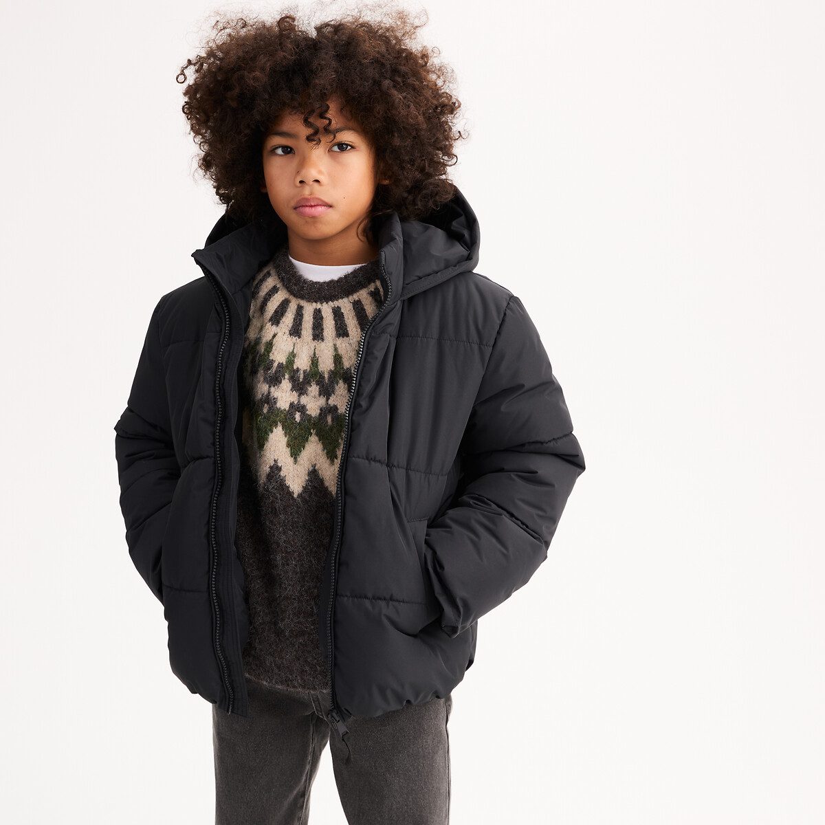 Ελαφρύ μπουφάν με κουκούλα Μαυρο