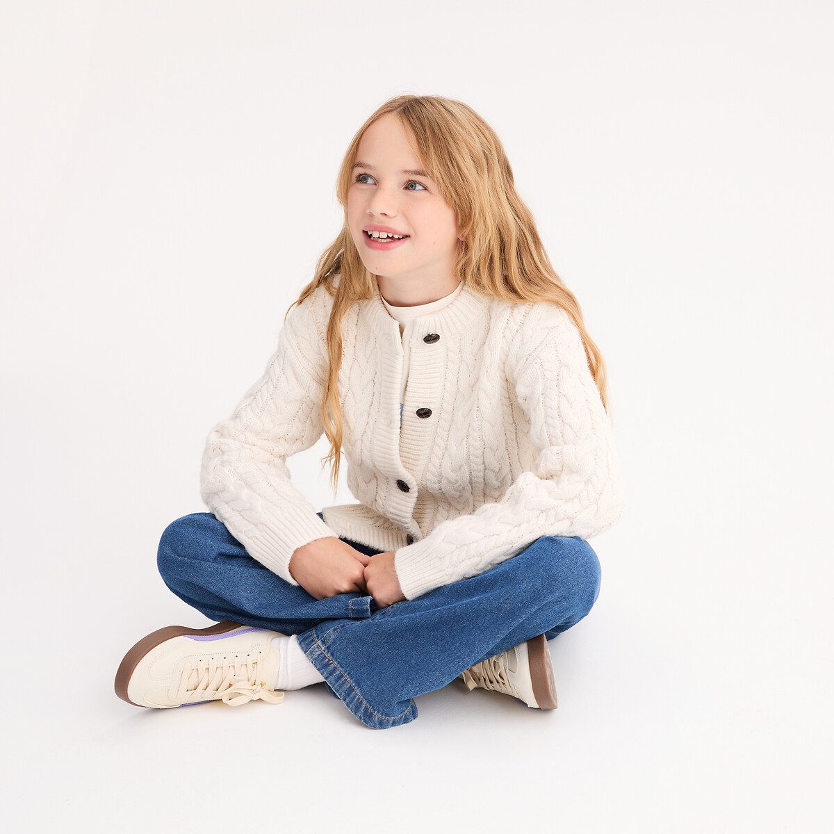 Πλεκτό γιλέκο με χοντρή πλέξη και κοτσίδες Μπεζ