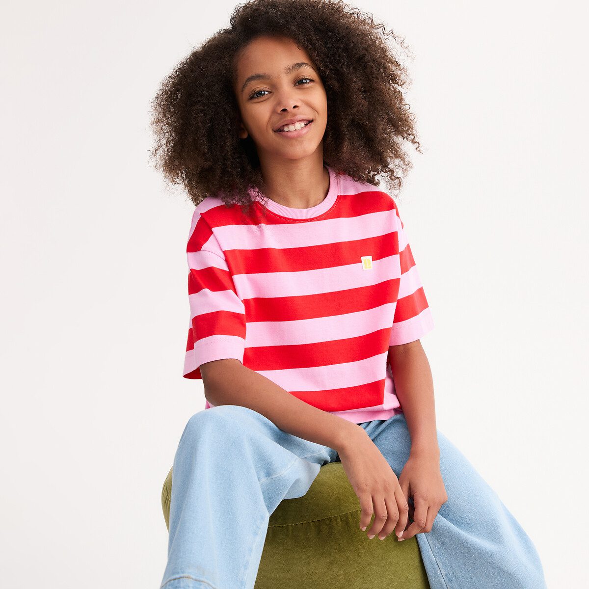 Ριγέ μπλουζάκι με στρογγυλή λαιμόκοψη και κοντά μανίκια Κοκκινο