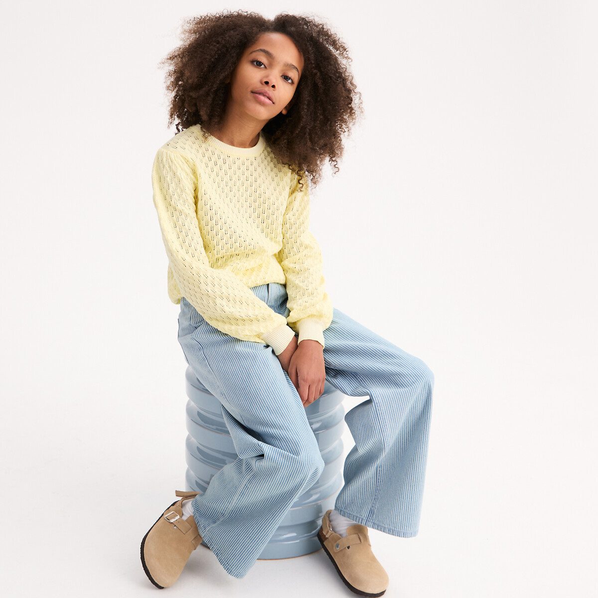 Πλεκτή μπλούζα με διακοσμητικά ανοίγματα και ριγέ στρογγυλή λαιμόκοψη Κιτρινο