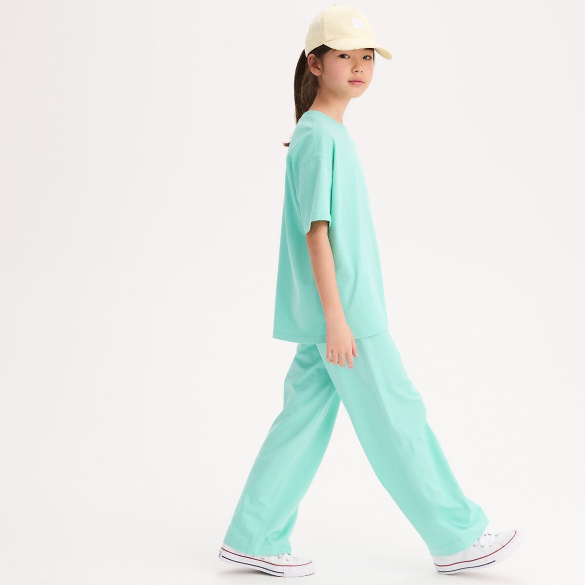 Φαρδύ πλεκτό παντελόνι Πρασινο