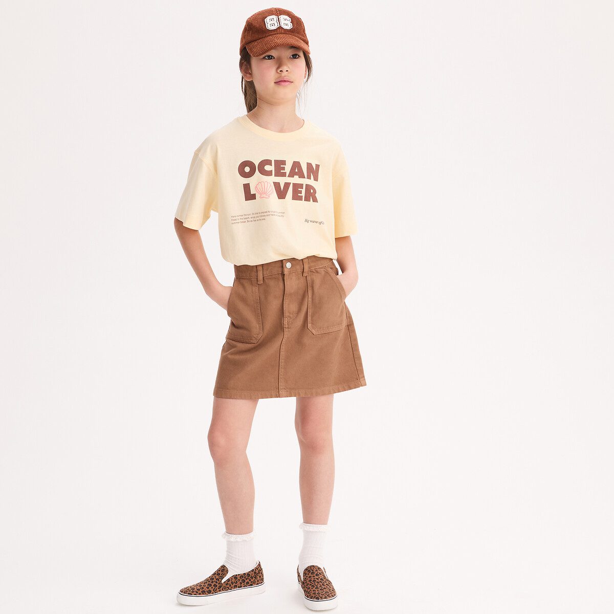 Κοντομάνικο T-shirt με στρογγυλή λαιμόκοψη και στάμπα μπροστά Κιτρινο