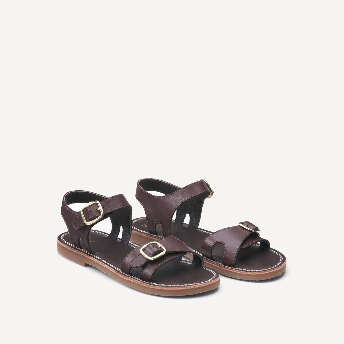 Δερμάτινα σανδάλια με αγκράφα Καφε