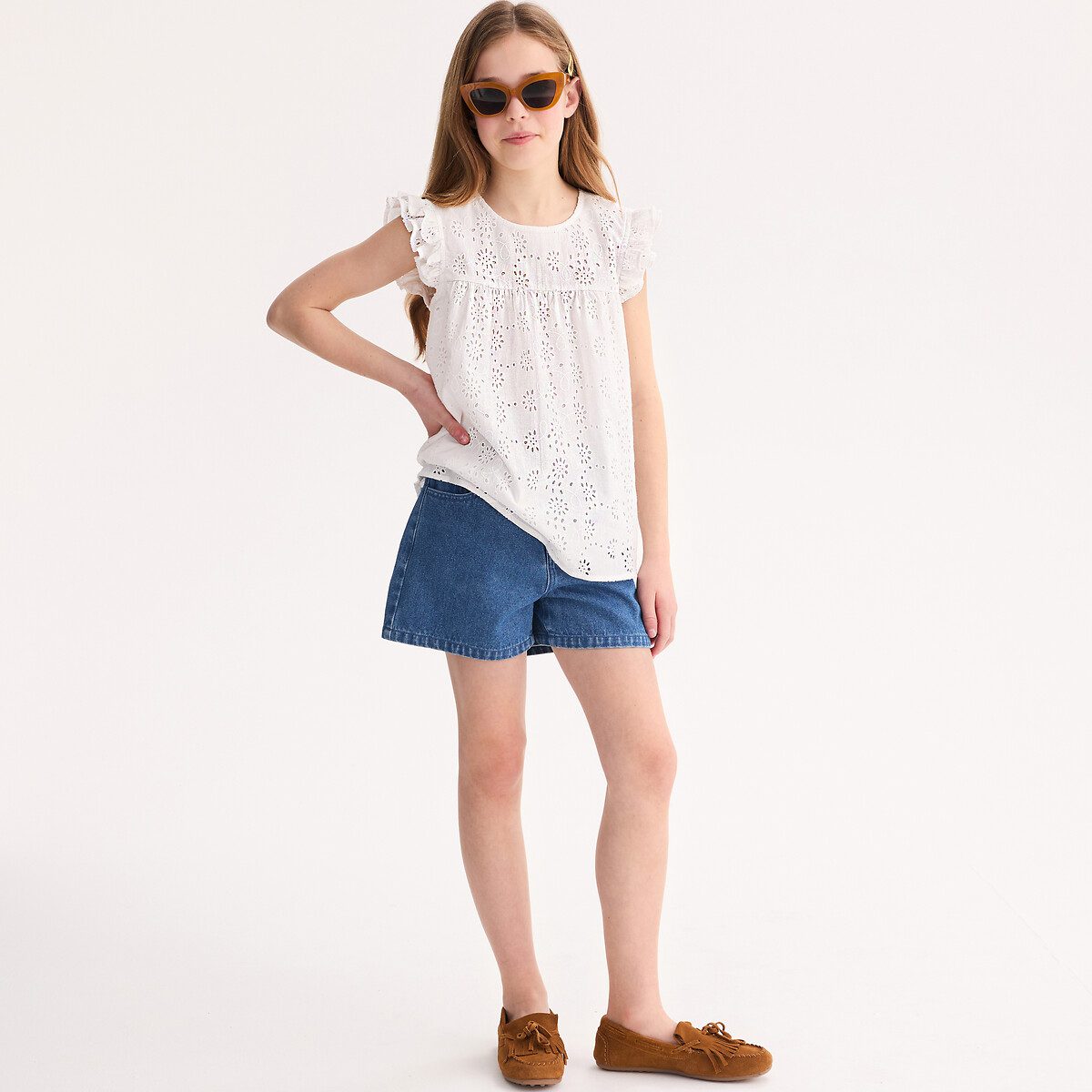 Μπλούζα με αγγλική δαντέλα και βολάν Λευκο